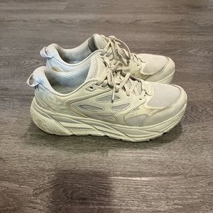 Hoka Clifton L
